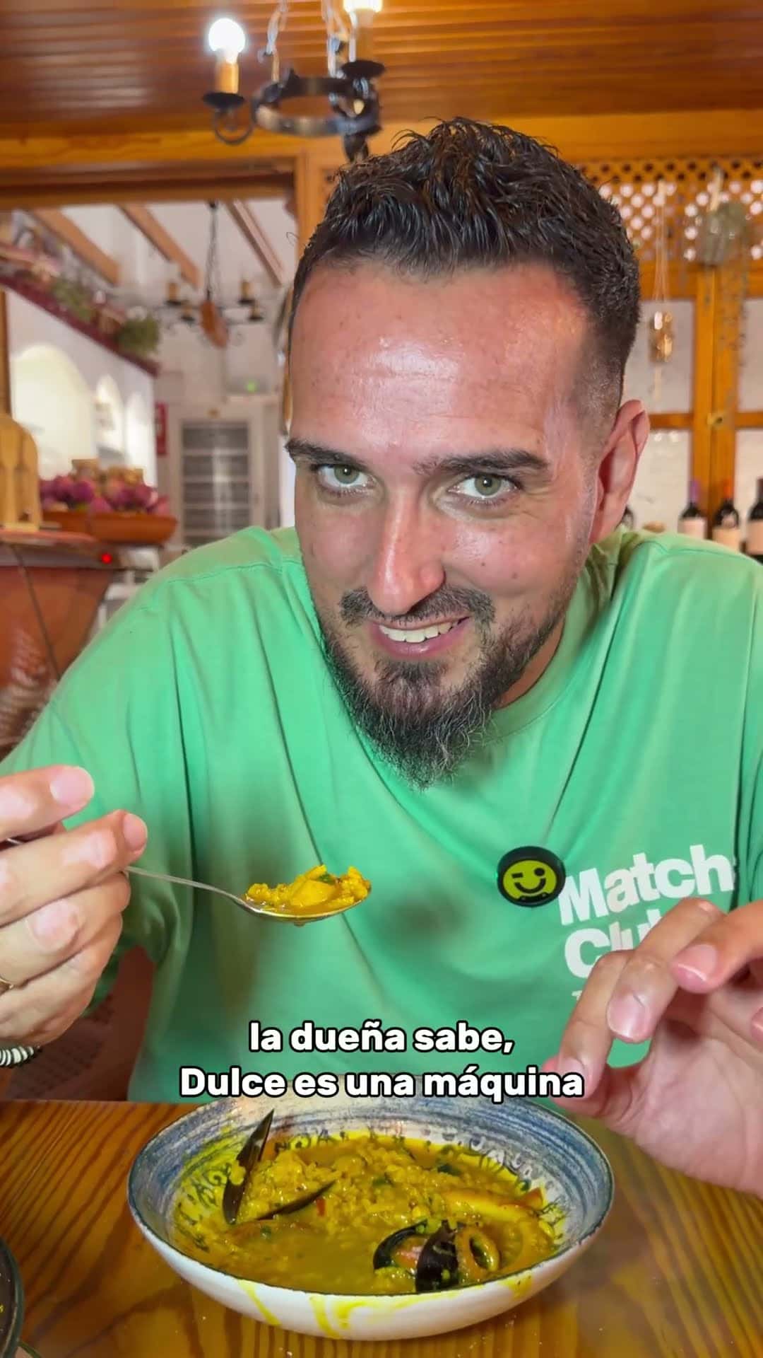 Fotograma de la visita de Jonay y Joana a Restaurante El Cazador