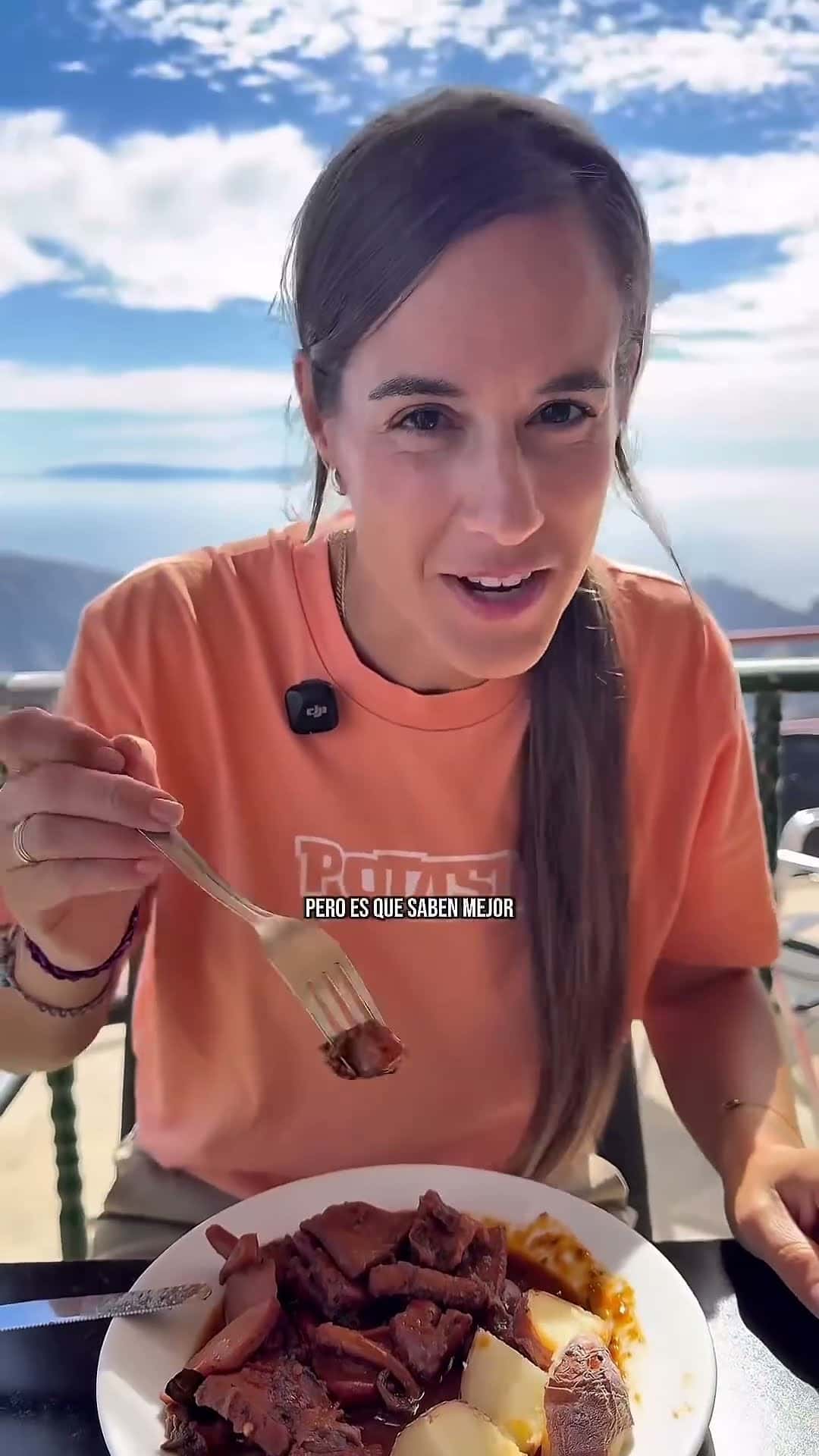 Fotograma de la visita de Jonay y Joana a Casa Santiago