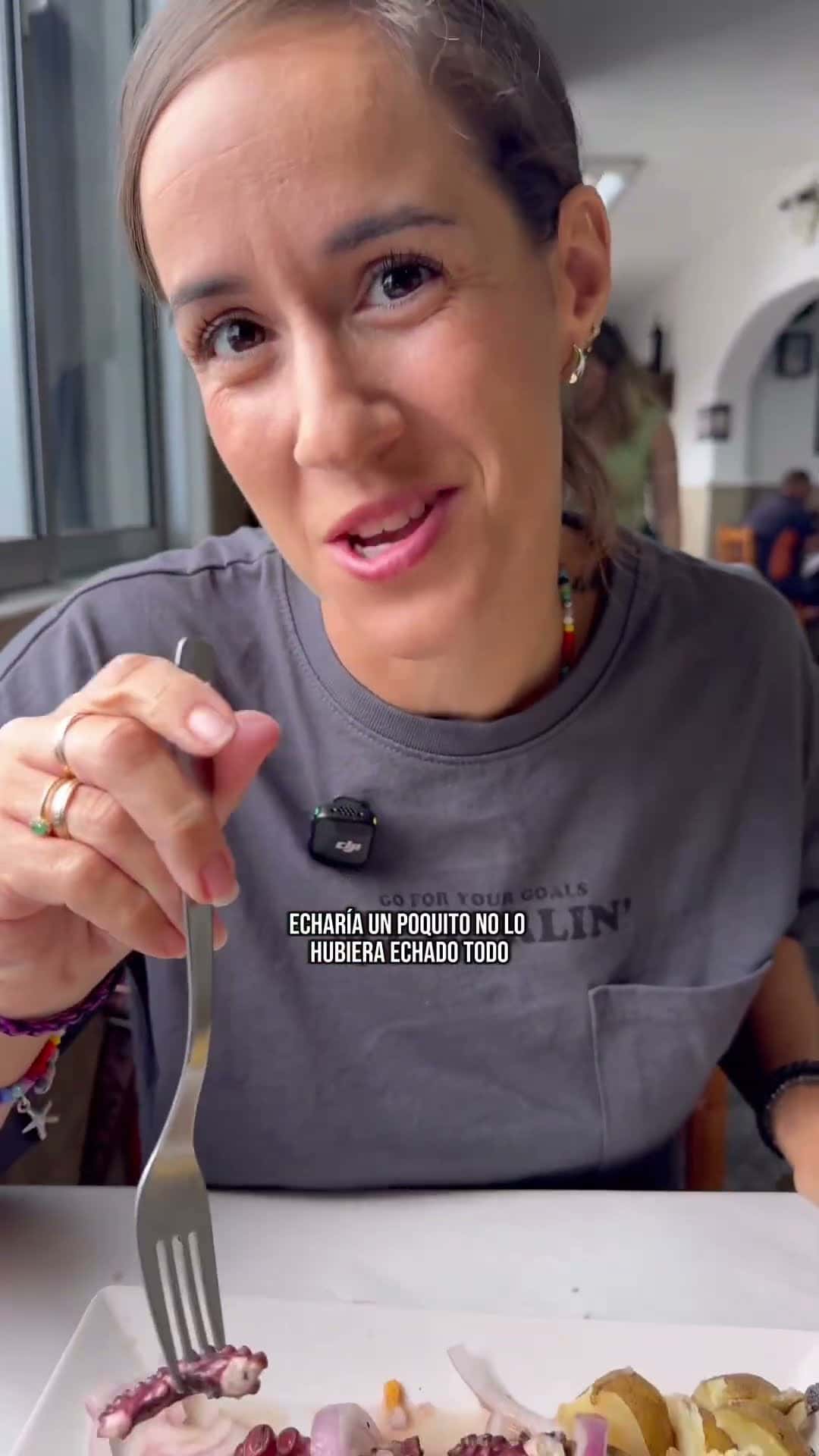 Fotograma de la visita de Jonay y Joana a La TA´BERNA