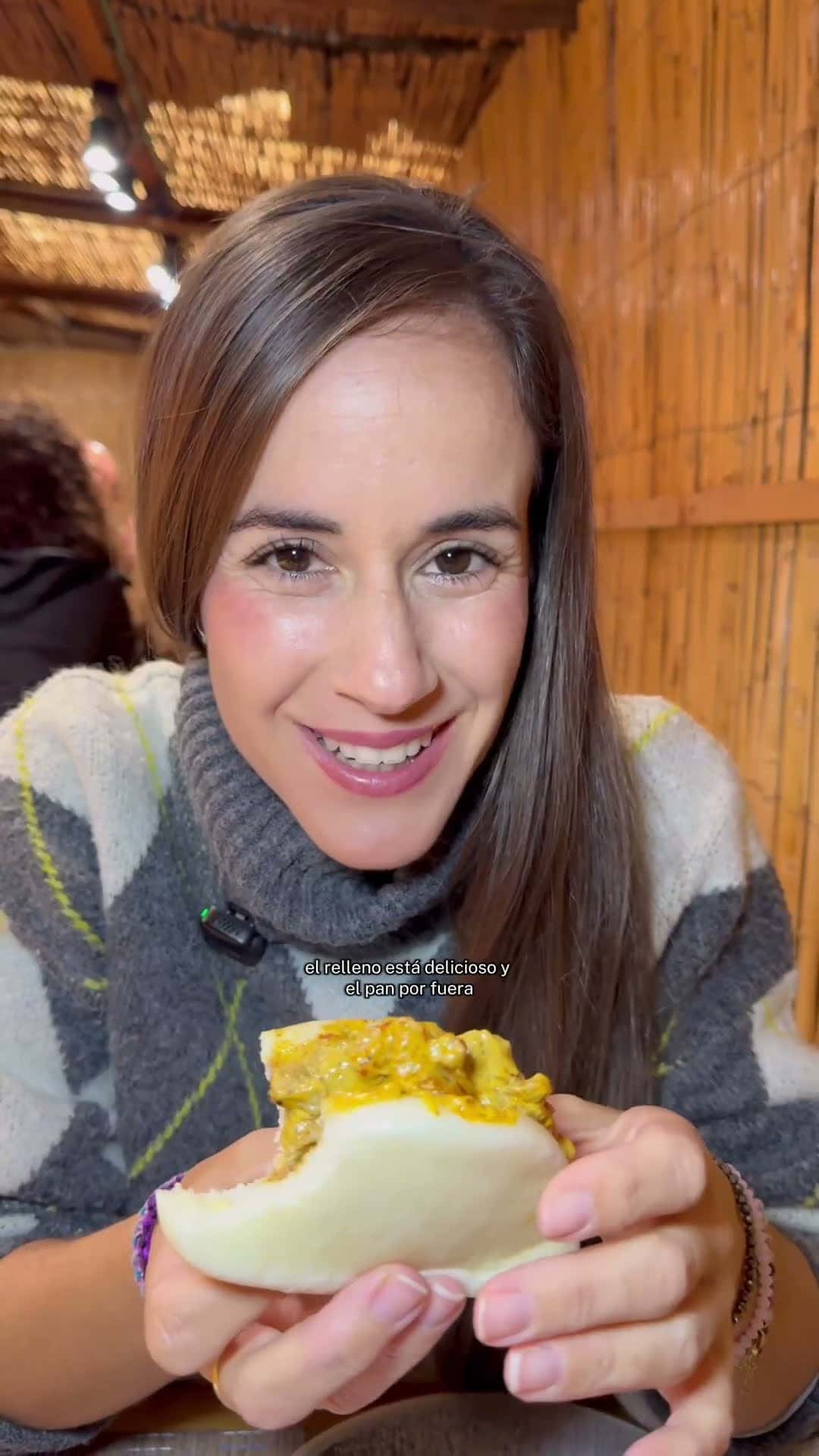 Fotograma de la visita de Jonay y Joana a Casa Portela