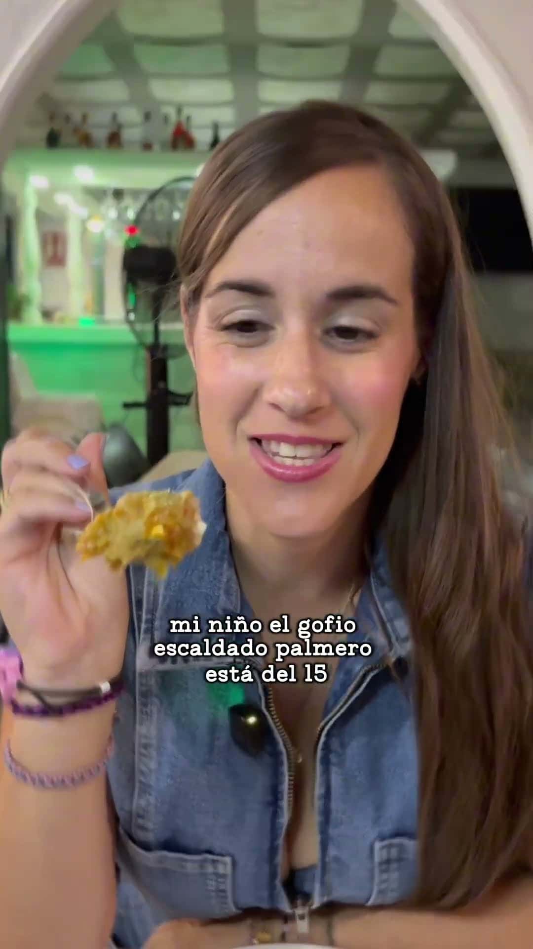 Fotograma de la visita de Jonay y Joana a Restaurante Grill El Palmero