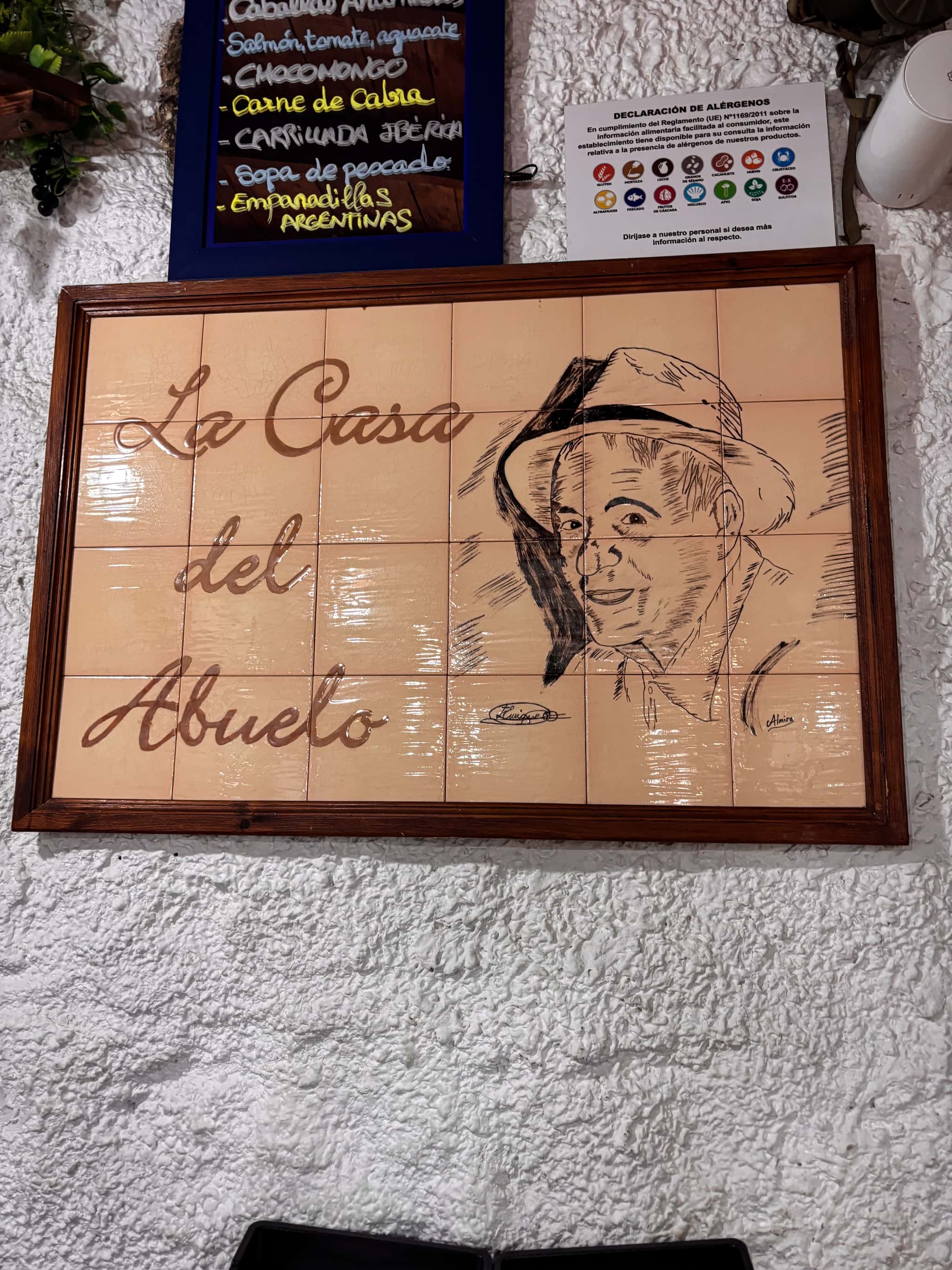 Foto 1 de 12 de Tasca Casa El Abuelo