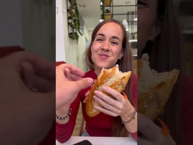 La Fosforera ofrece bocadillos deliciosos y variados, destacando el de calamares