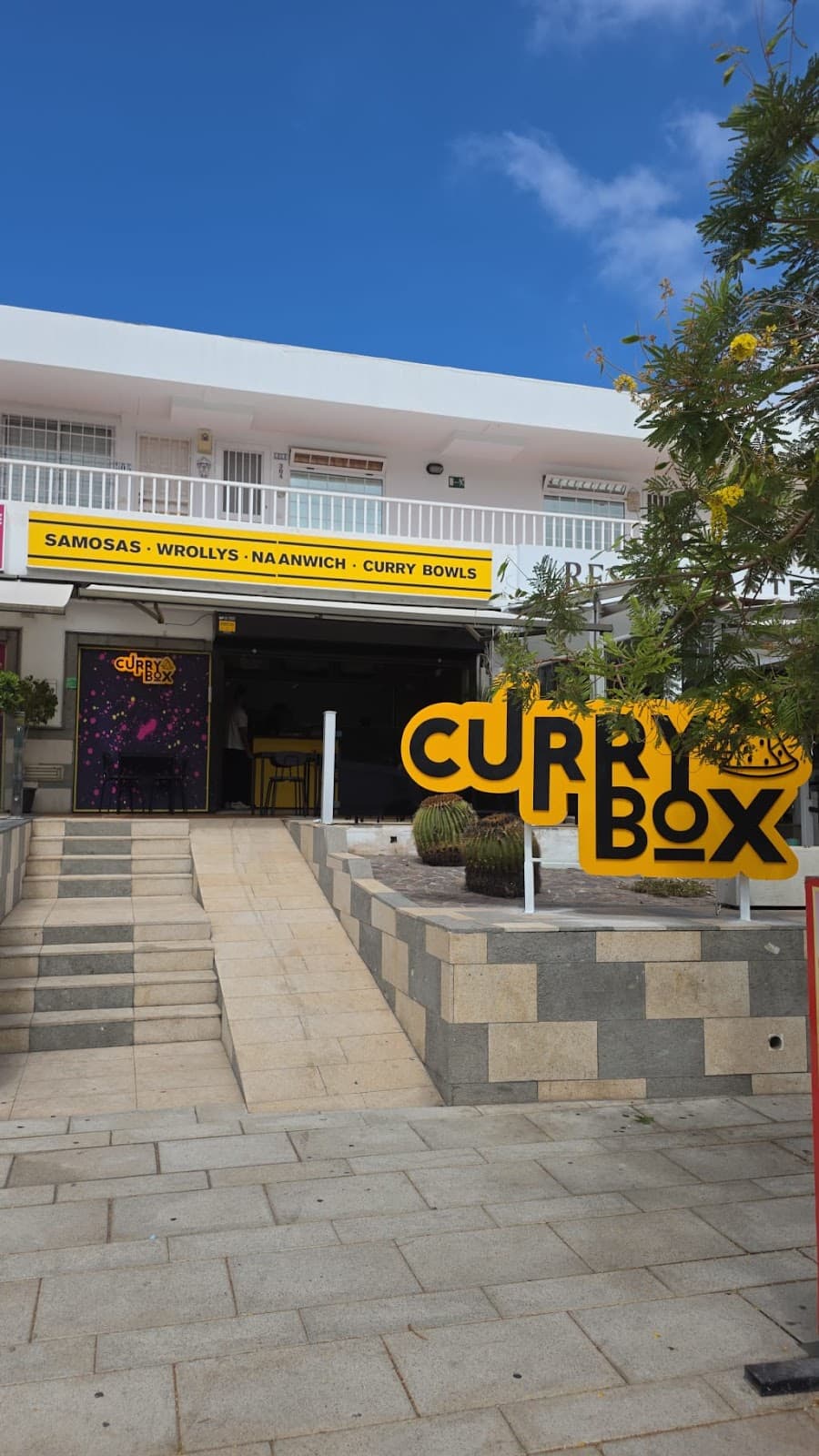Curry Box — foto 1